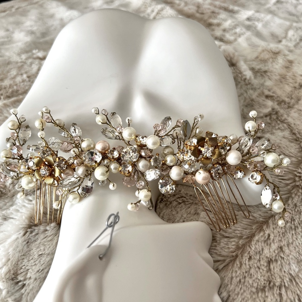 Wedding Headpiece Bridal Hair Piece/Accessory Rhinestone/Pearl/Crystal Comb